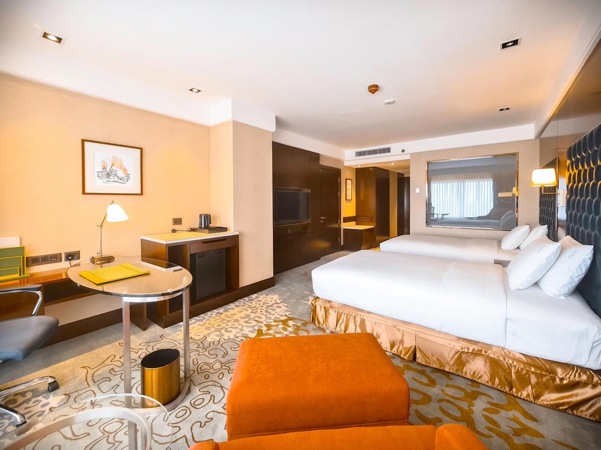 Holiday Inn Dhaka City Centre By Ihg Экстерьер фото